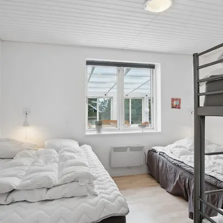 Janna - 75m From The Sea By Interhome Vakantiehuis